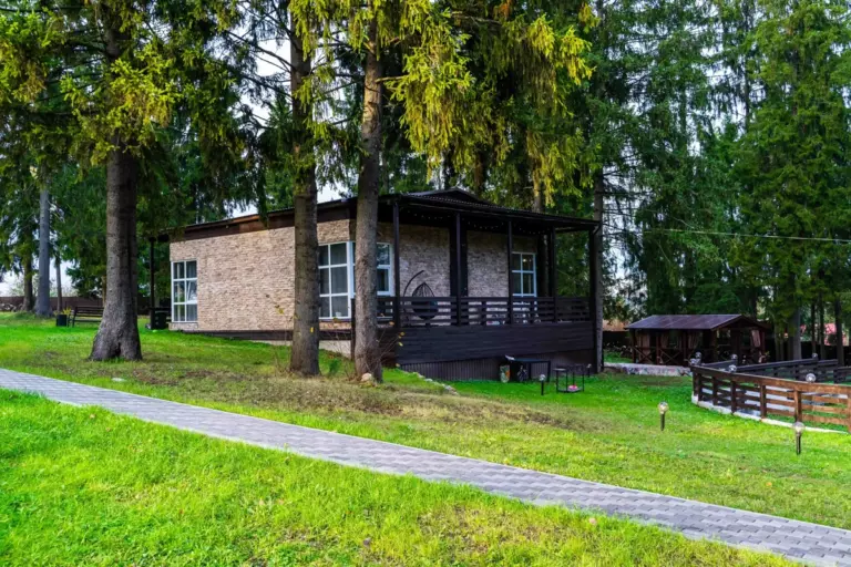 «Семейный 1» 100 м² с панорамными окнами и тремя комнатами до 6 гостей