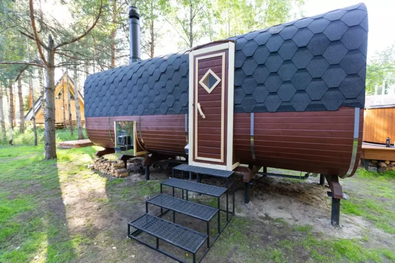 Загородный комплекс Les Holidays в сосновом лесу под Киржачом
