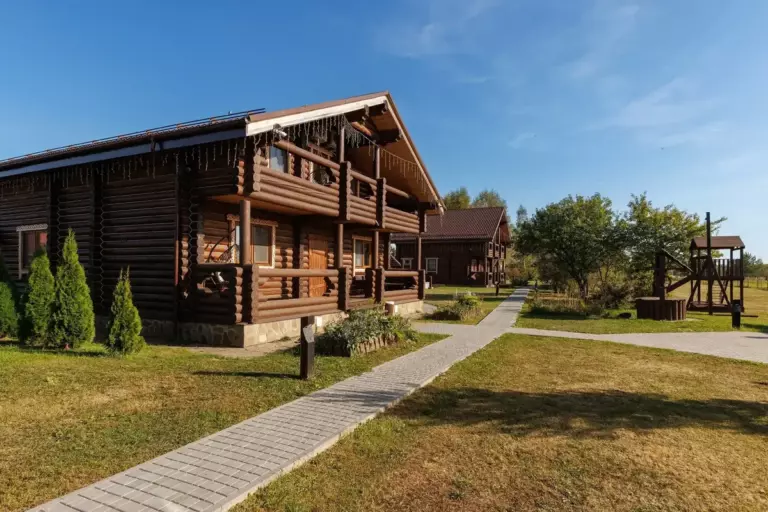 Двухэтажный «Барский» дом 250 м² с баней и бассейном до 12 гостей
