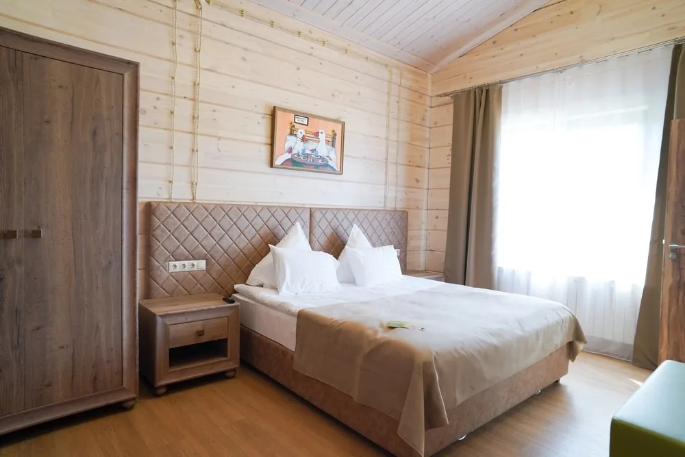 «Дом Важной Птицы» 160 м² с тремя спальнями и кабинетом до 8 гостей: спальня