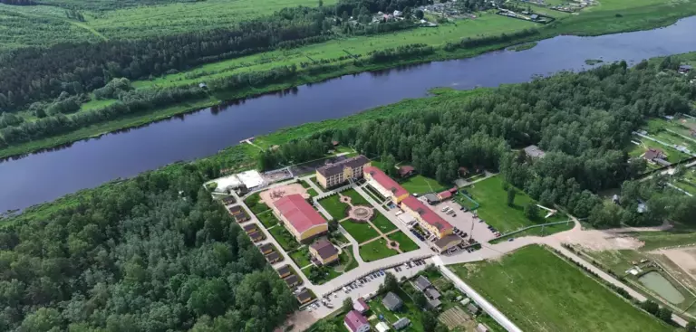 Загородный отель «Барская усадьба» на Волге