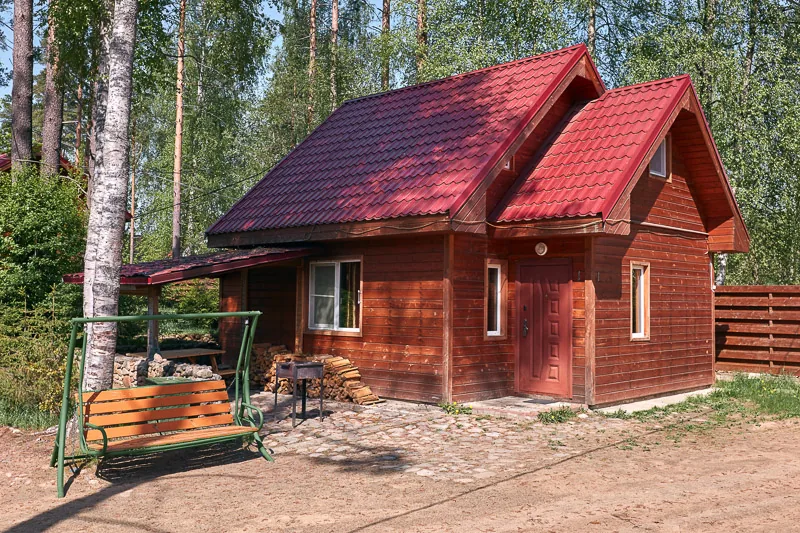 Коттедж «Семейный» с сауной, 80 м², до 6 гостей: коттедж среди сосен
