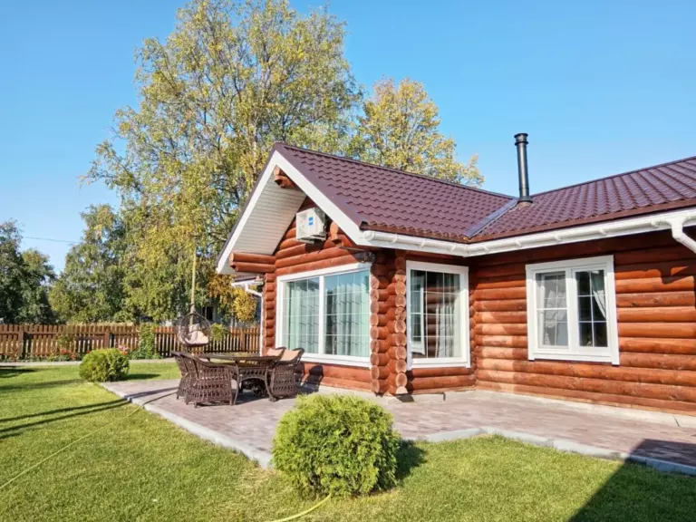 Бревенчатый дом «Загородный» 100 м² с печью и баней рядом до 9 гостей