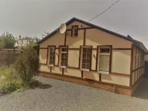 Дом «Zvezda Village 1» с двумя спальнями и джакузи до 6 гостей