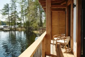 Загородный отель WE LODGE на Медном озере