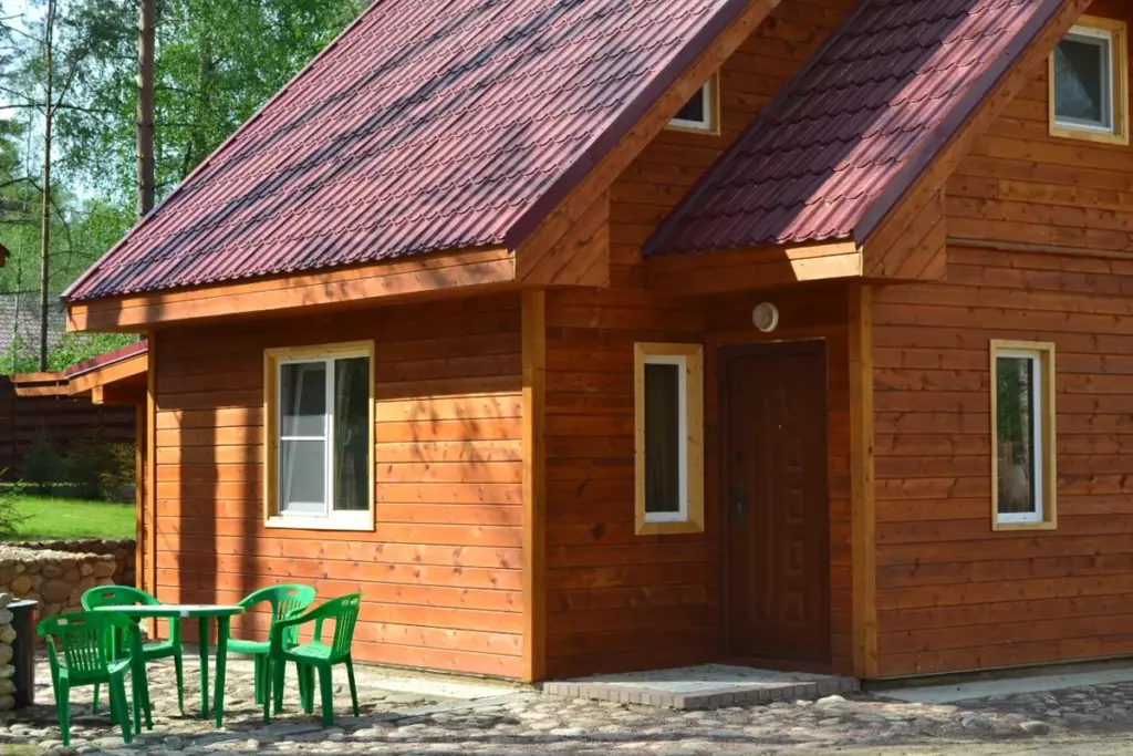 Коттедж «Семейный» с сауной, 80 м², до 6 гостей: коттедж с террасой