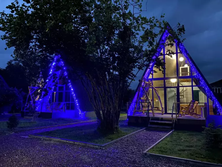 А-фреймы A-House в Даховской