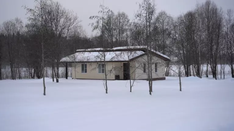 Дом «Мятный» 80 м² с камином и террасой у озера до 6 гостей