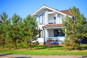Коттедж «Снежная Королева» 204 м² с четырьмя спальнями до 10 гостей