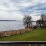 Гостевой дом Сорока на Валдайском озере, общий вид: вид на Валдайское озеро