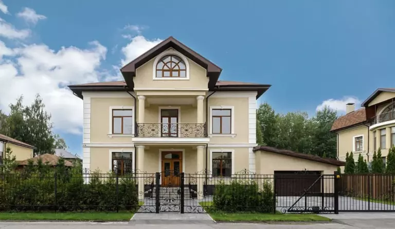 Вилла Deluxe с семью спальнями и камином до 20 гостей