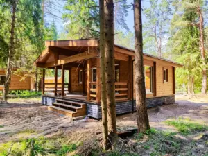 Семейный глэмпинг-дом с детской и панорамными окнами до 6 гостей