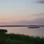 Загородный отель Завидово Резорт на Московском море, общий вид: закат над водой