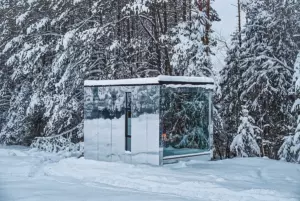 Зеркальный WOW-куб в лесу для пары до 3 гостей