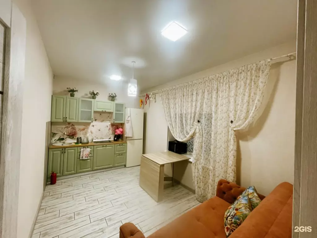 Коттедж «Праздничный» 150 м² с русской баней до 20 гостей, Коттеджи «Кошкин дом» в Комарово: кухня