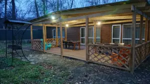 Большой дом на 16 человек с камином, 320 м²: 4 спальни и печь