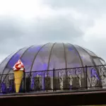 Набережная №1 в Воронеже, общий вид: купол на понтоне