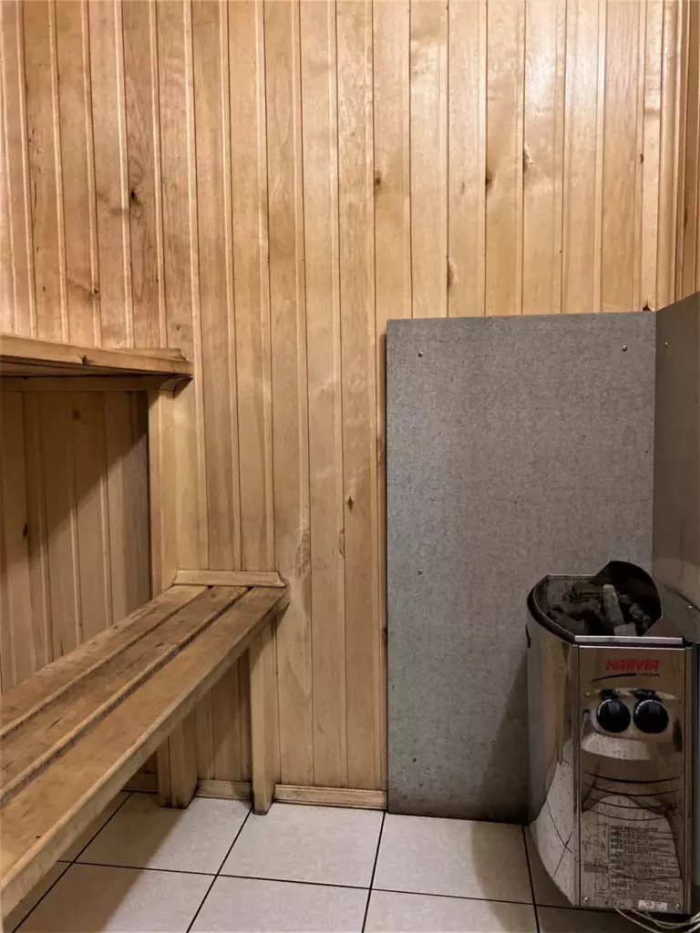 Двухэтажный коттедж «Люкс» с сауной до 7 гостей: сауна