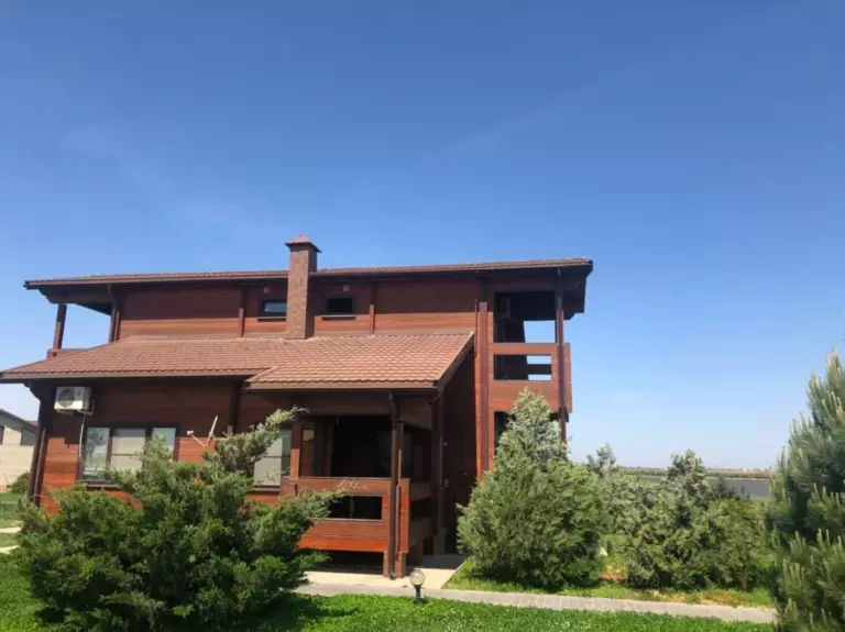 Коттедж Dolce Casa для пары с балконом до 4 гостей